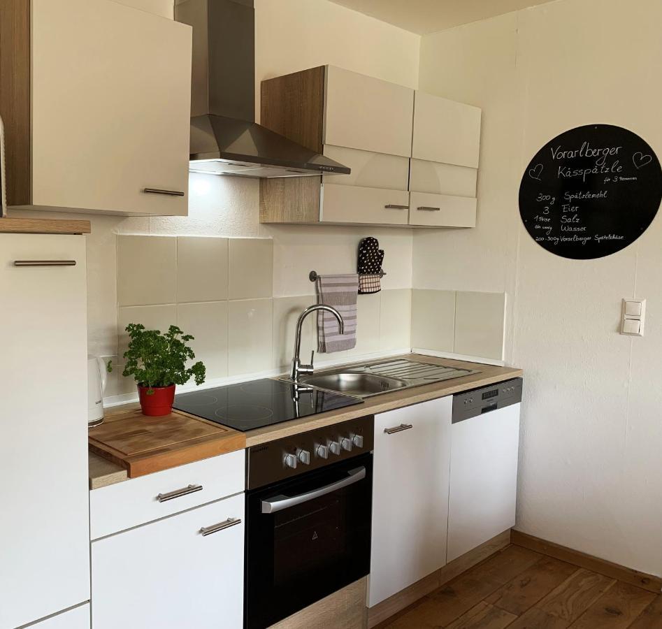 Ferienwohnung Drachennest Mit Sonnenterrasse Feldkirch Bagian luar foto